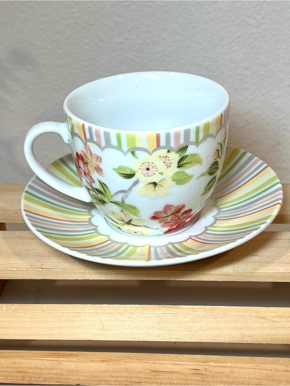 GANZ Ainsley-Style Teacup & Matching Saucer Set | Pastel Floral | EUC